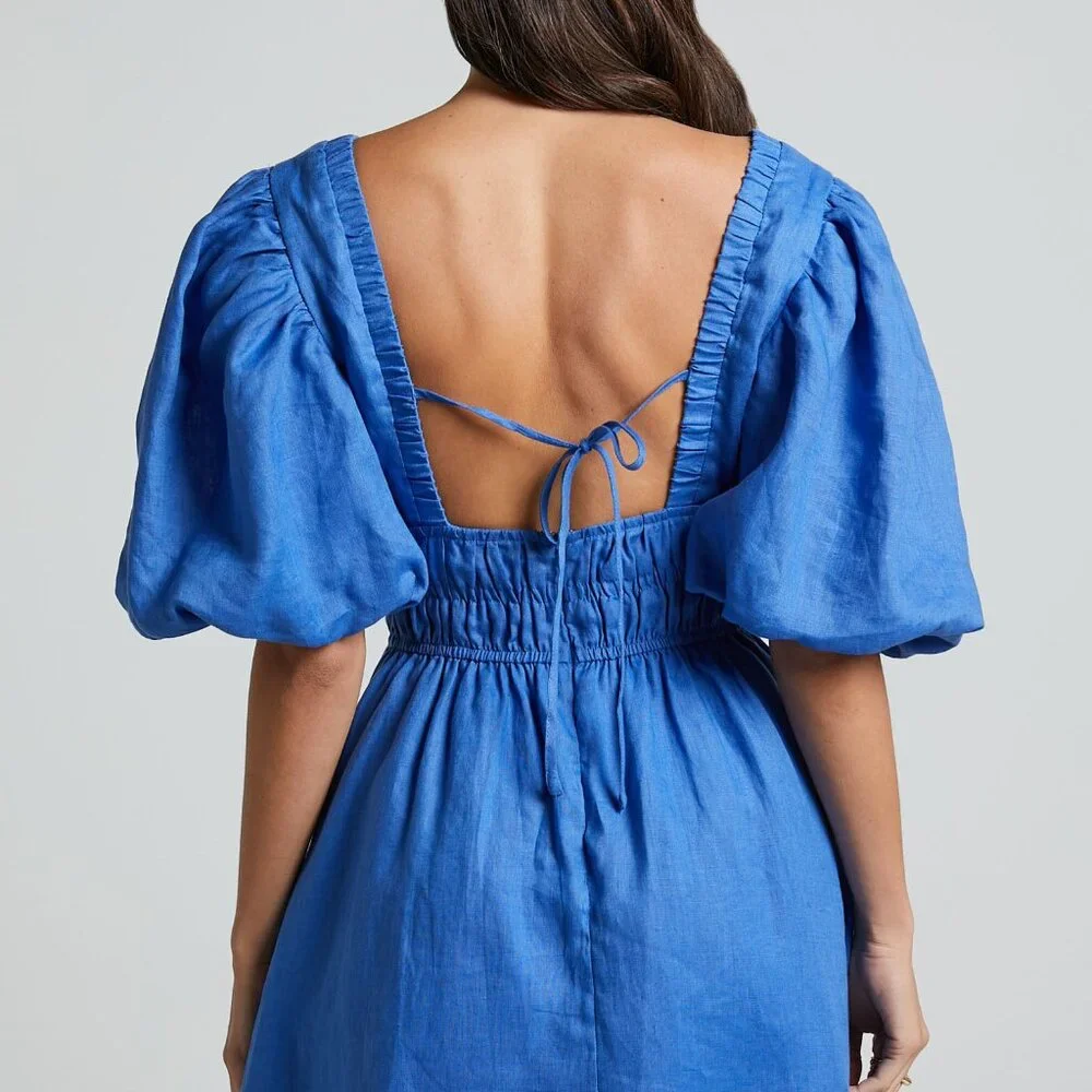 NEW Amalie the Label by Showpo Khaila LInen Lunge Puff Sleeve Mini Dress in Blue - Picture 6 of 11
